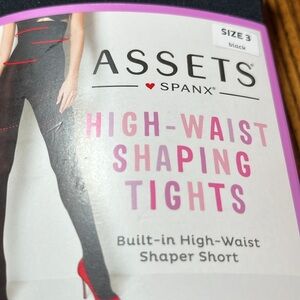 ASSETS SPANX HIGH-WAIST SHAPING TIGHTS. NWT. SIZE 3. BLACK
